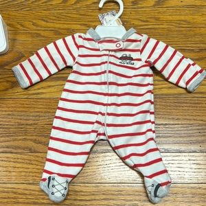 🦄$2 add on item🦄OR❤️5/$25❤️ CARTER’S | red striped “daddy’s all-star” outfit